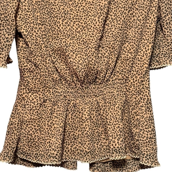 ABERCROMBIE & FITCH Leopard Print Flutter Sleeve Tie Front V-neck Blouse Small - Picture 6 of 8